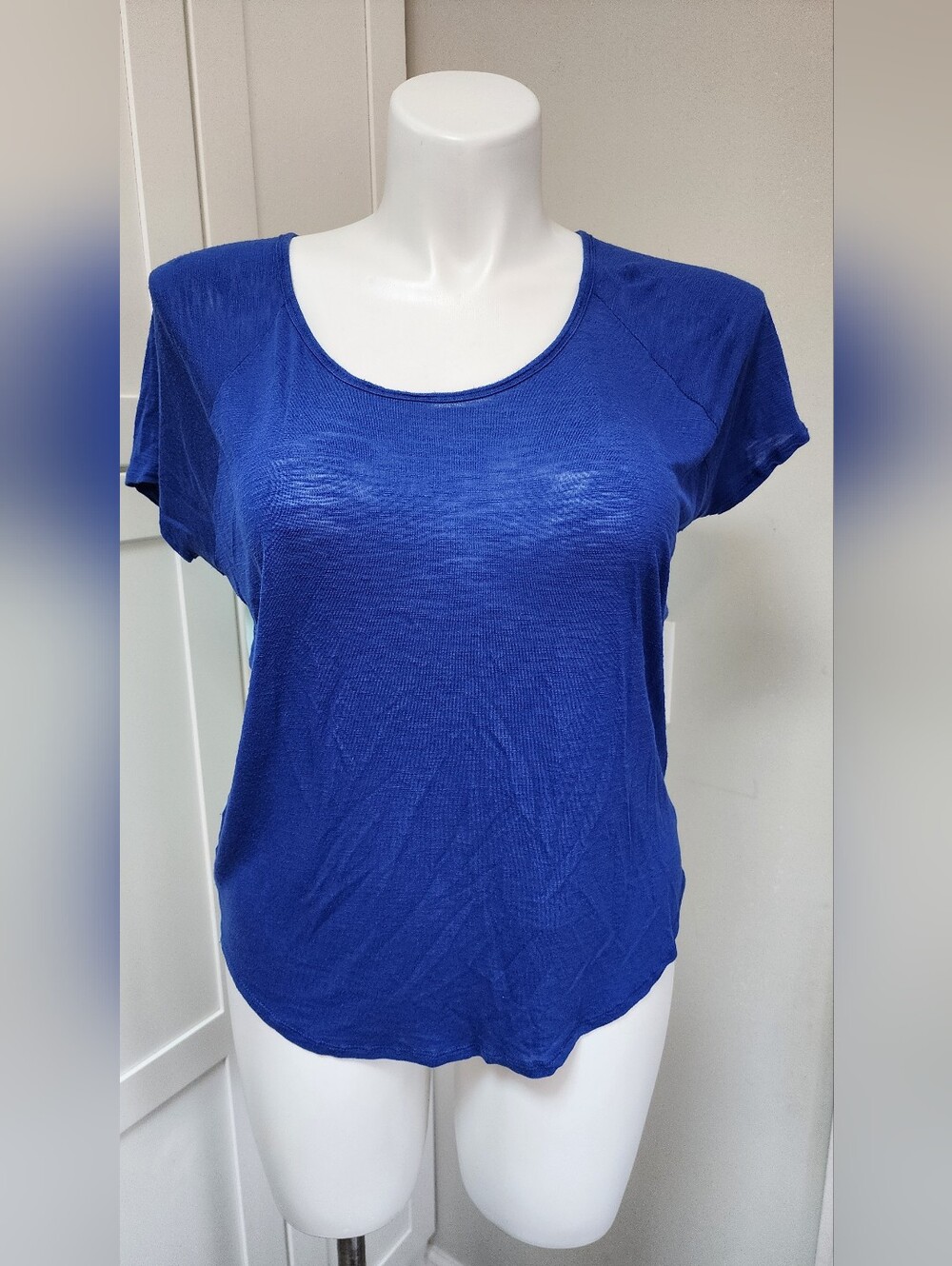 Express Colorblock Split Open Back Tee Short Sleeve Royal Blue Mint Size M